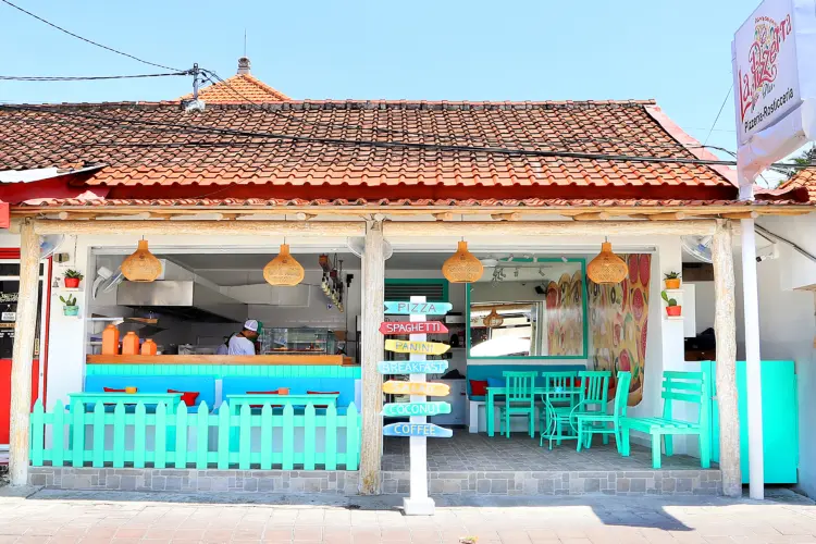 Italian Restaurant La Pizzetta 1