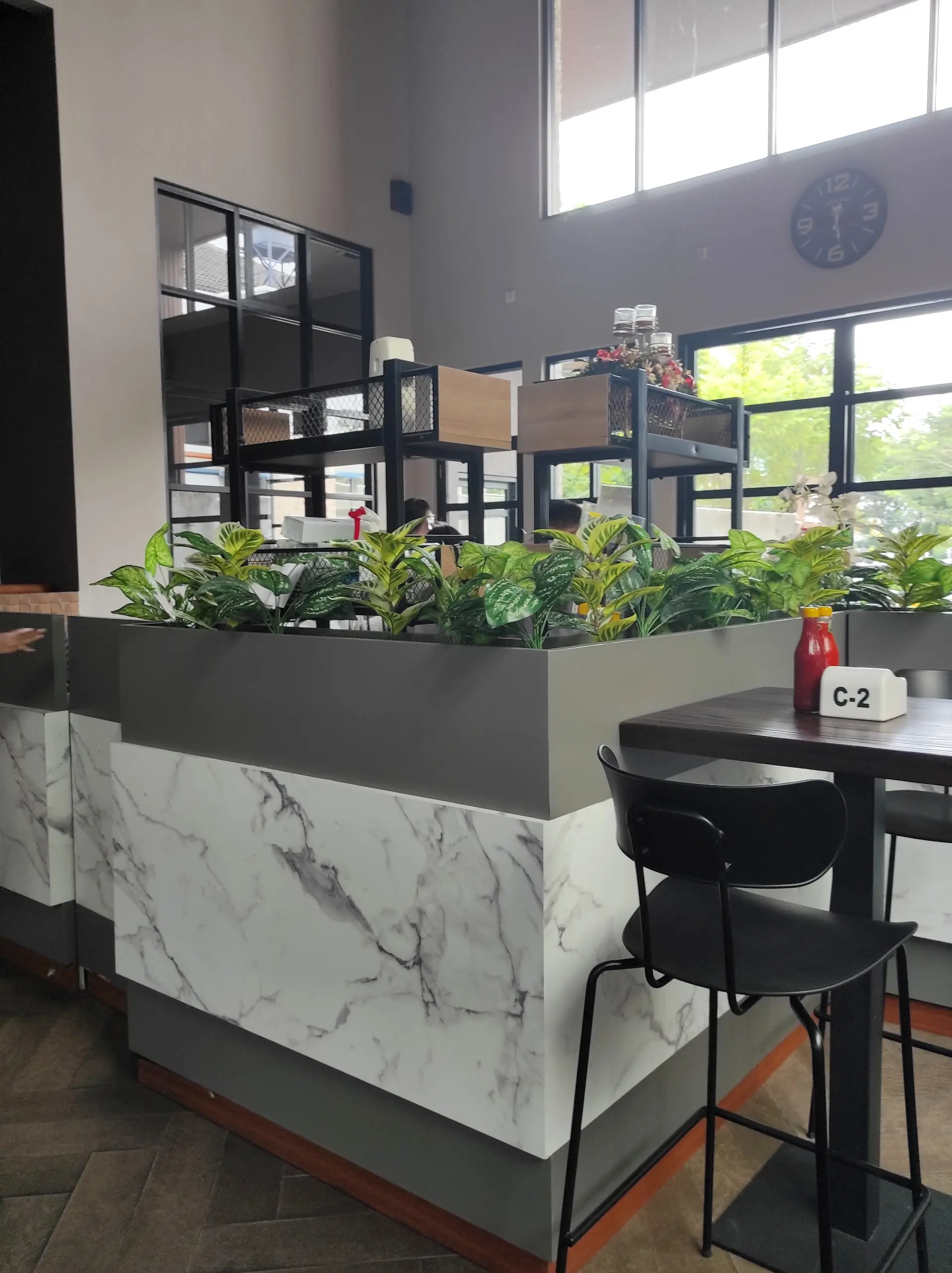 人均15万吃牛排，我却只推荐你点意面？ 3