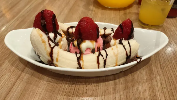 Pizza Hut Restoran 10