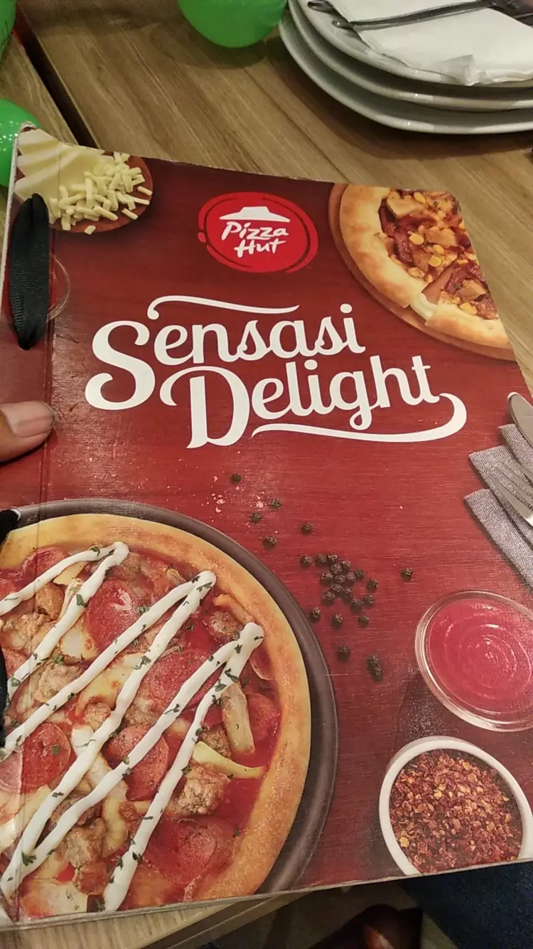 Pizza Hut Restoran 6