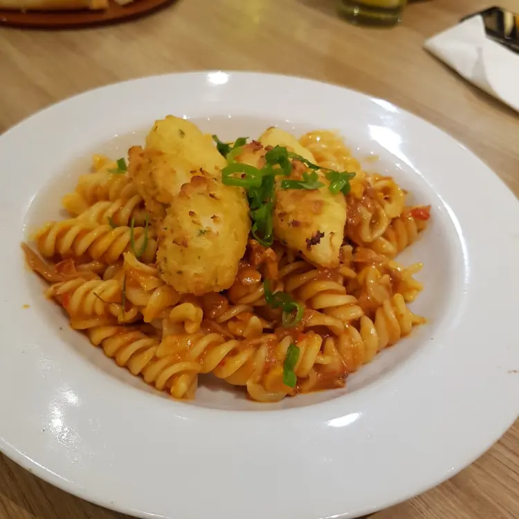 Pizza Hut Restoran 9