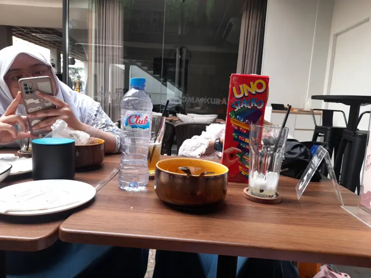 OL and NU cafe eatery 3