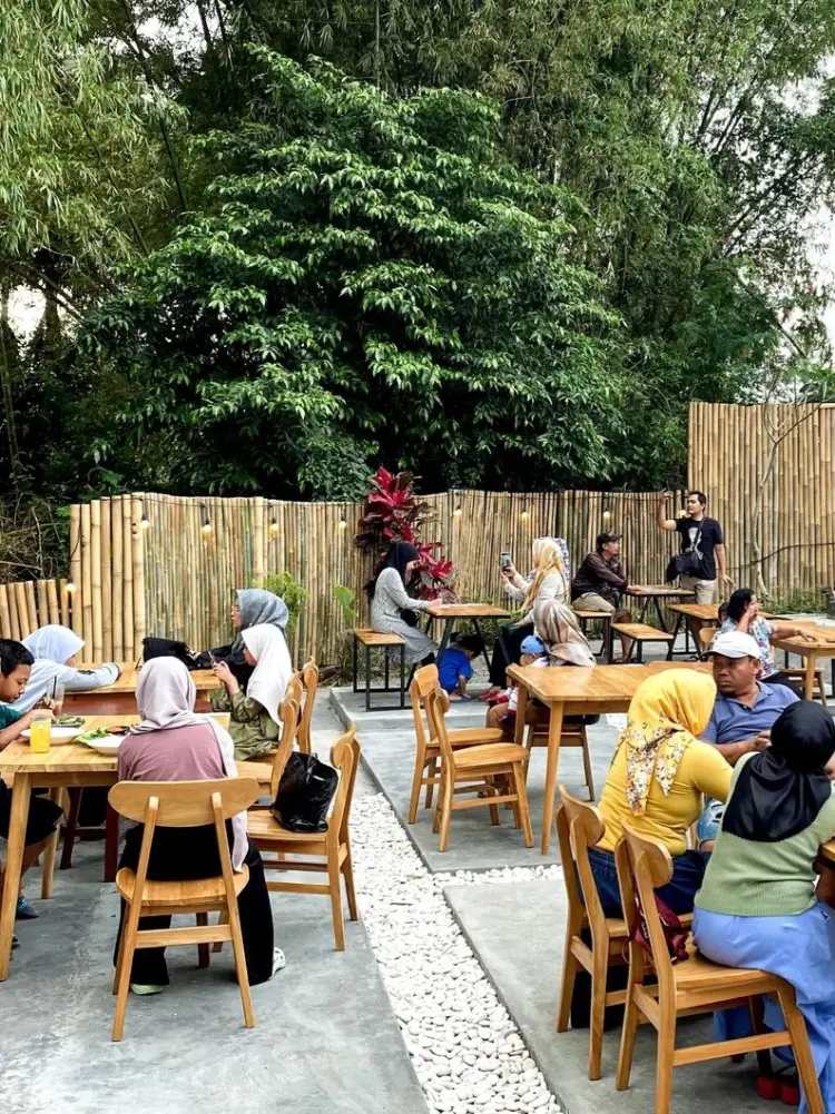 Singgah cafe & resto 2