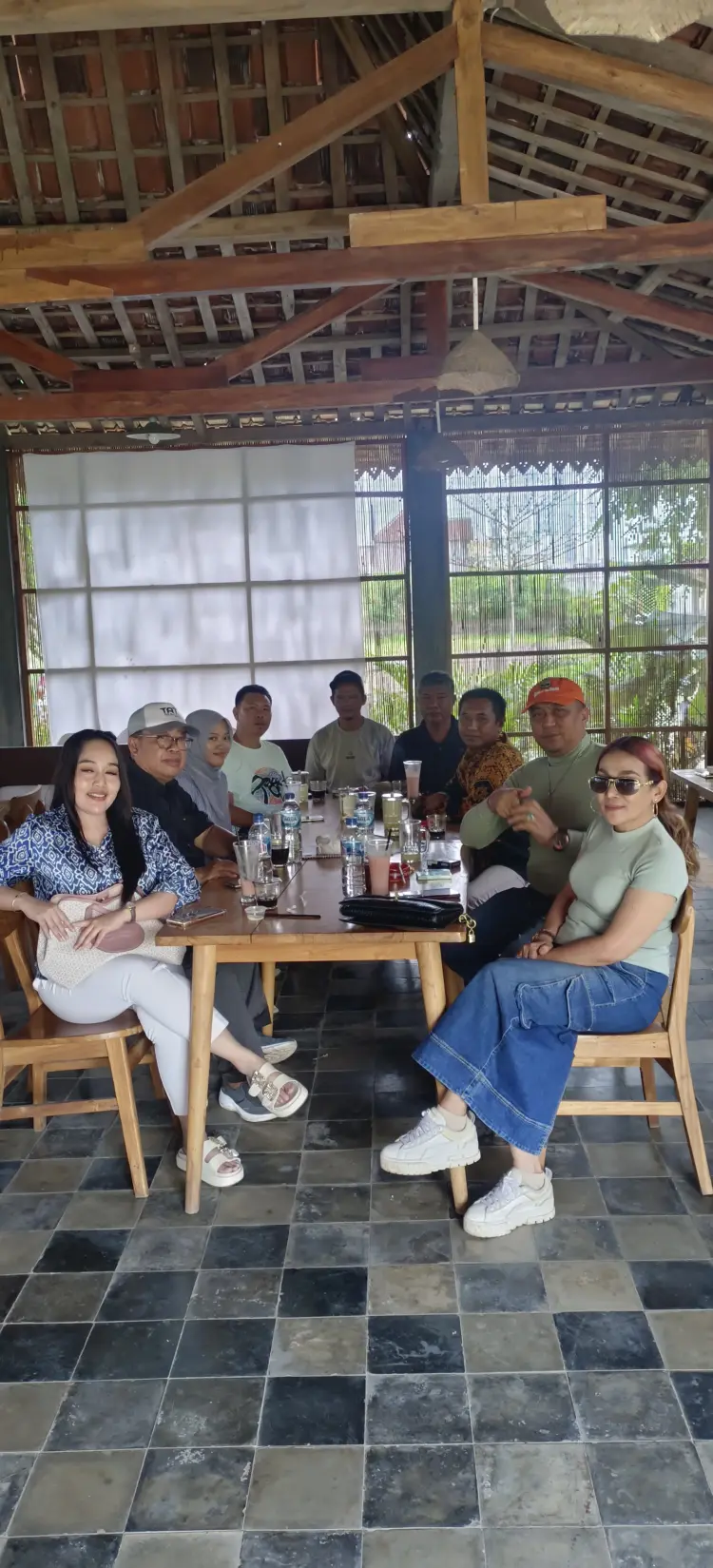 Singgah cafe & resto 5