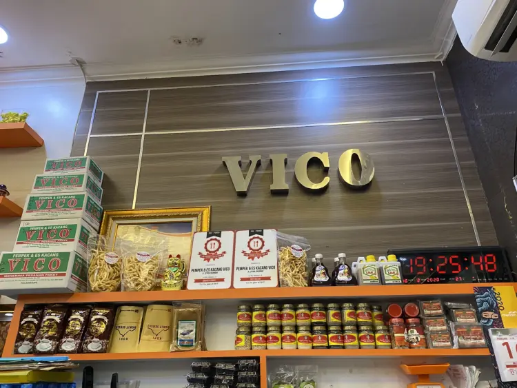 Anjay, jam 7.30 malem udah ludes? Se-mantap apa sih Pempek legendaris Palembang ini? 🤔