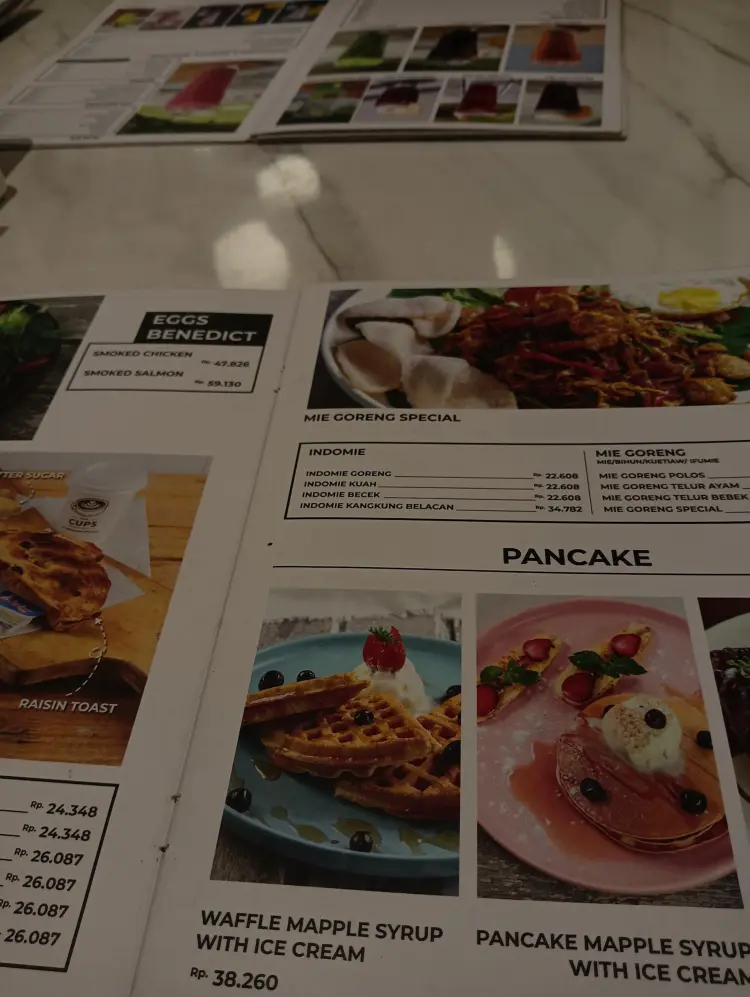 The Cups & Co. Marelan 8