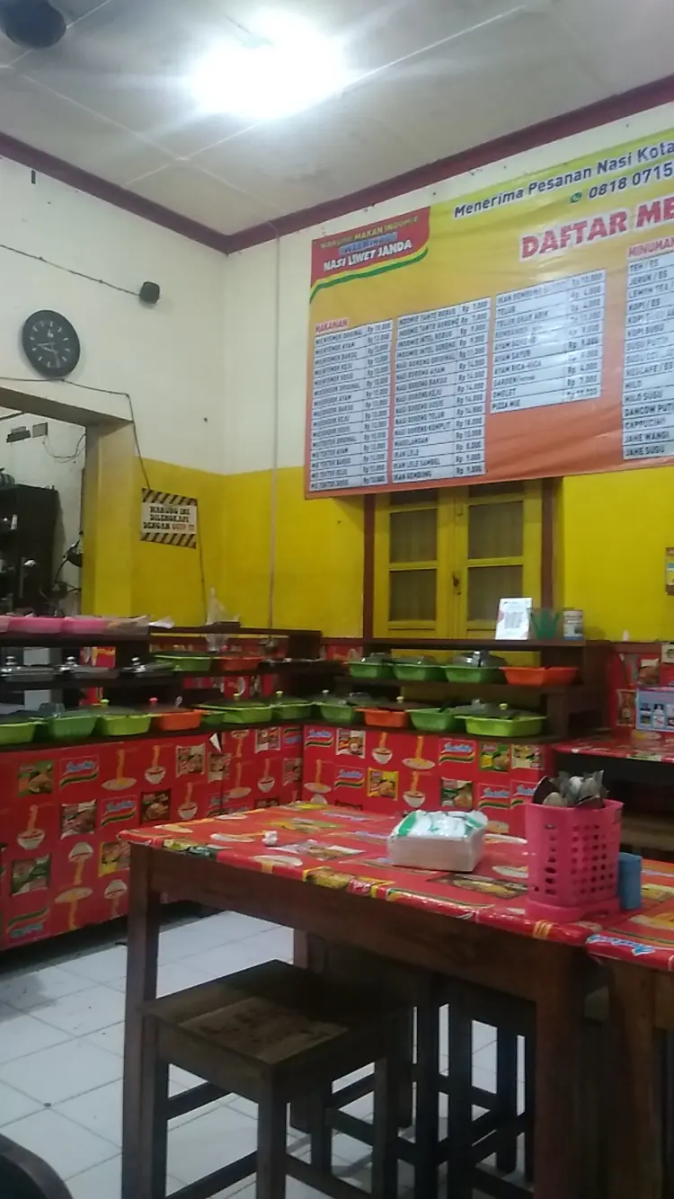 Depot Makan Mang Adhi 3