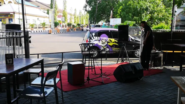 Kopi Paste Coffee Shop 3