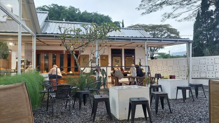 MORIA COFFEE ADVENTURE CAFE 1