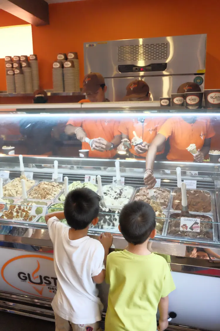 Gusto Gelato & Caffé 1