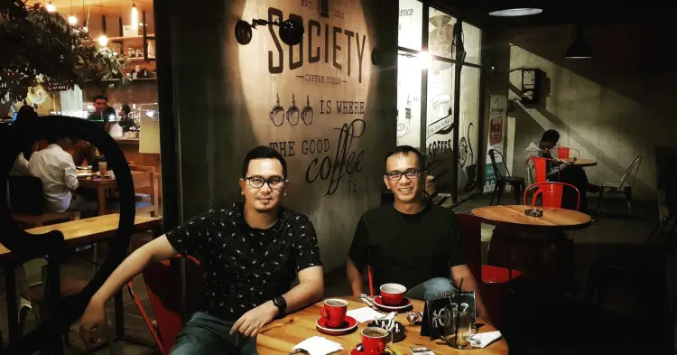 Society Coffee House 7