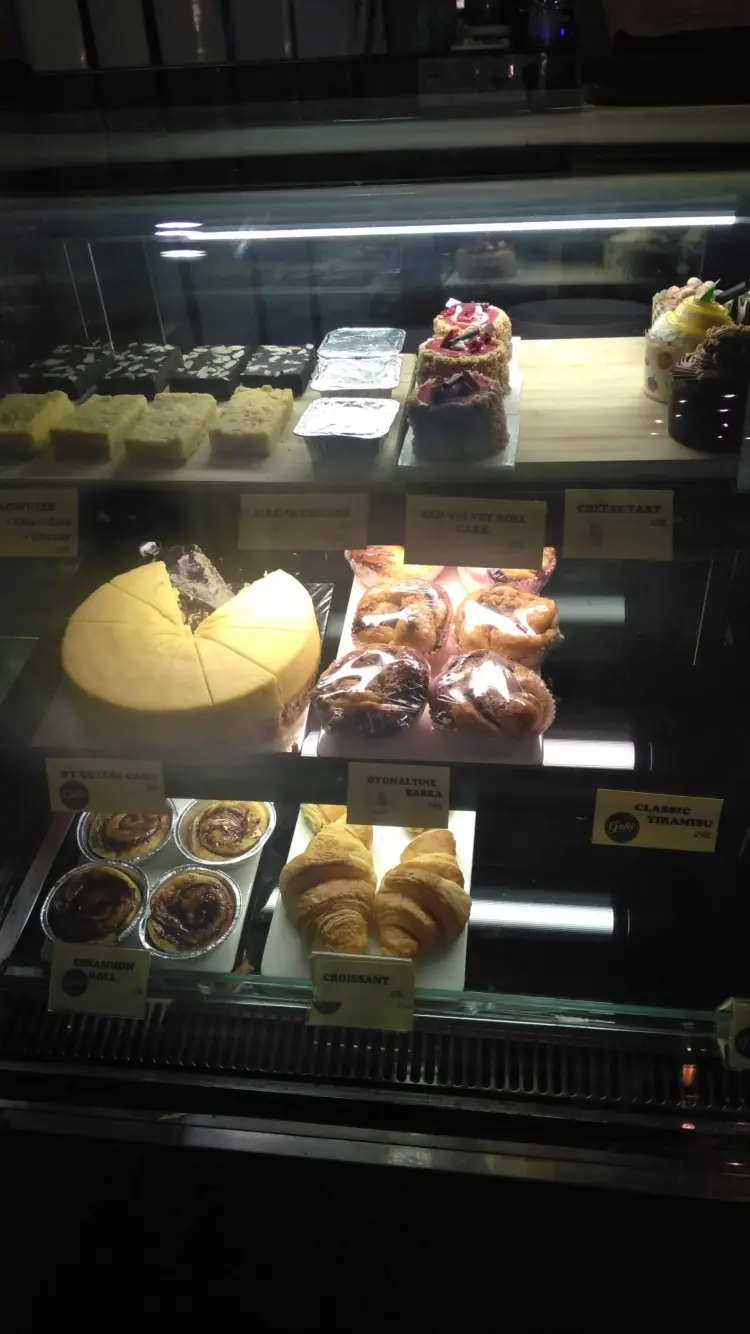 Society Coffee House 9