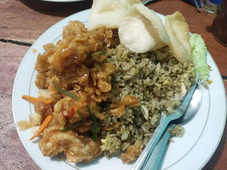 Garasi Muslim Chinese Food 3