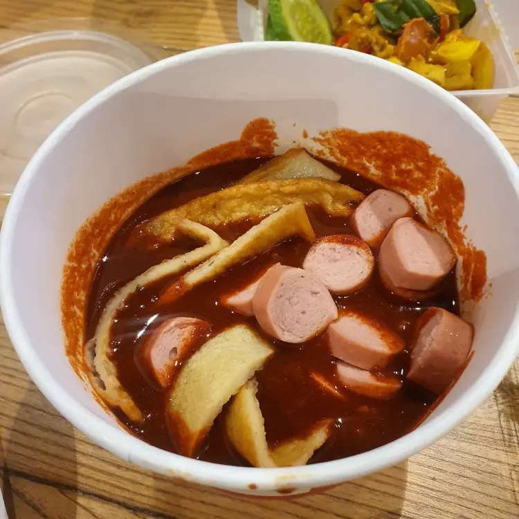 Reddog - Emporium Mall 6