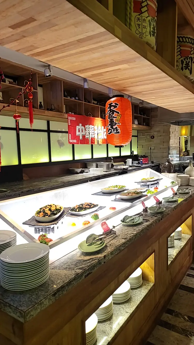 Sana Sini Restaurant 7