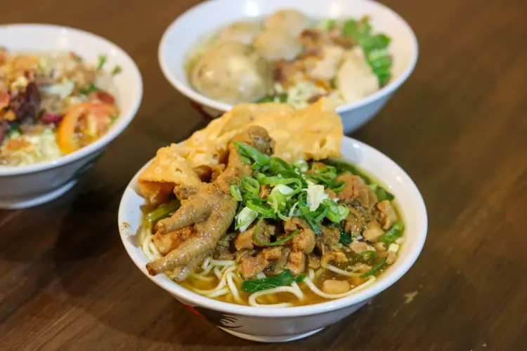 BAKSO DJOEN WONOGIRI 1 (Bakso & Mie Ayam Asli Wonogiri Si Djoen 1) 5
