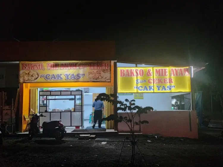 Mie Ayam Ceker & Bakso Cak Yas 1