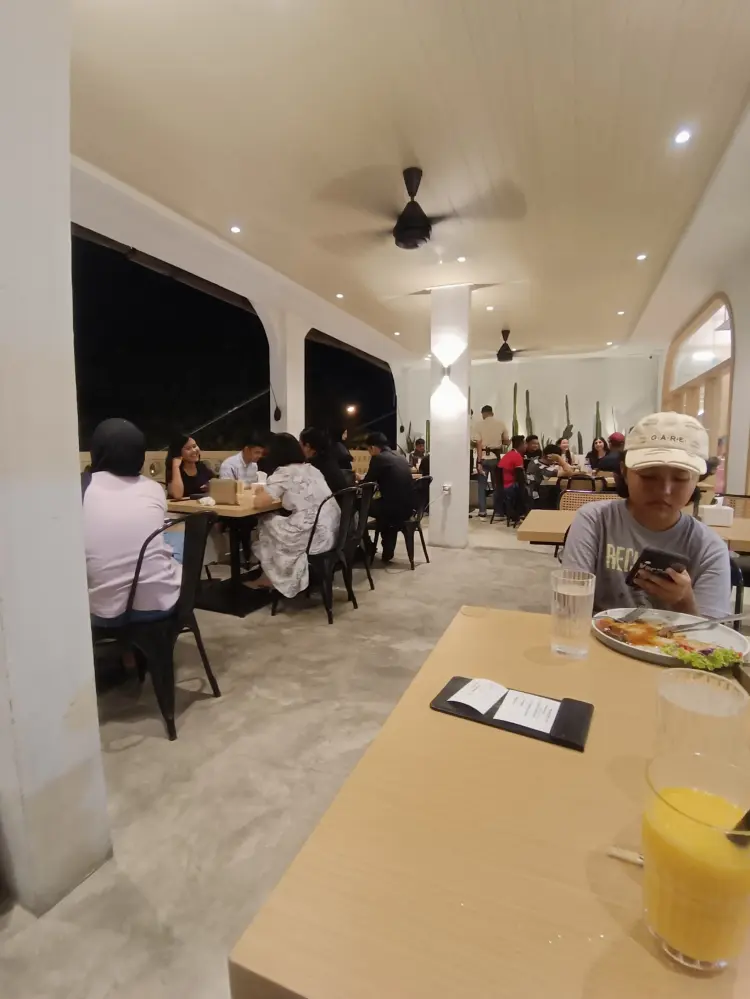 Second Home Bar & Bistro 7