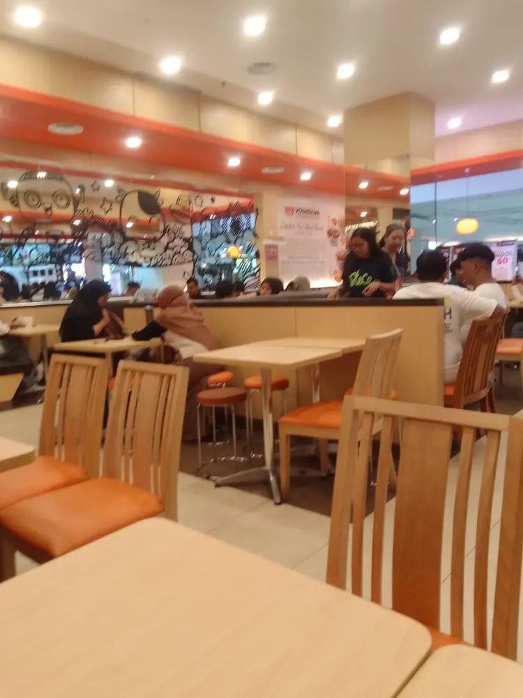 Yoshinoya Plaza Ambarrukmo 4