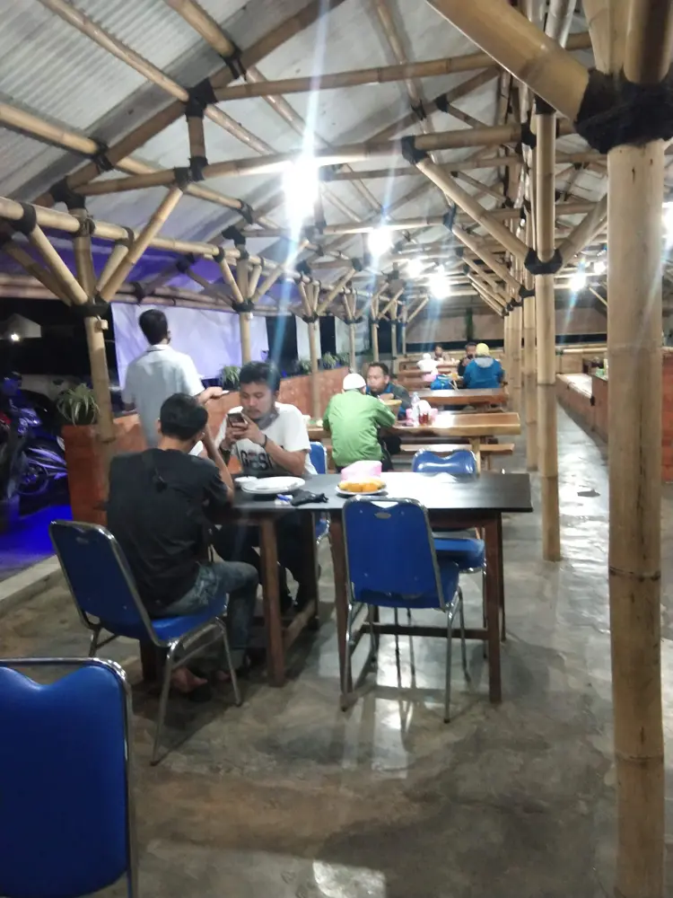 Papalidan Outdoor Resto 2