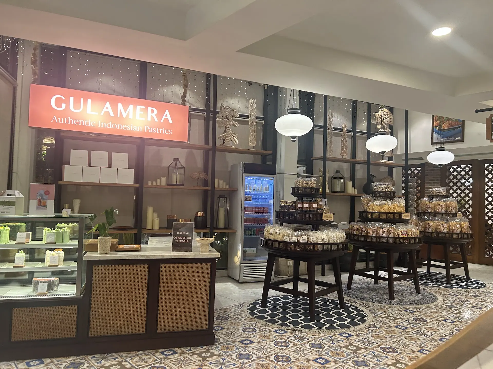 Bahan makanannya mantap, servisnya ampas! Layar Seafood Surabaya, worth it nggak sih buat di-gas? 7