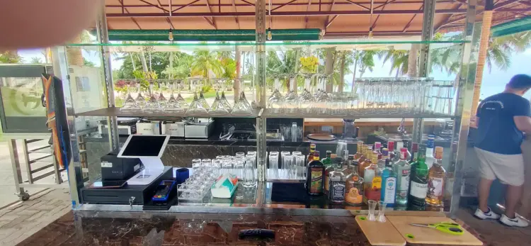 Tiger Beach Club & Restaurant 9