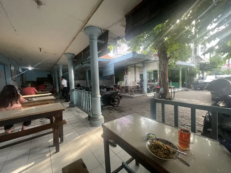 DEPOT SEDERHANA (GUBENG POJOK) 4