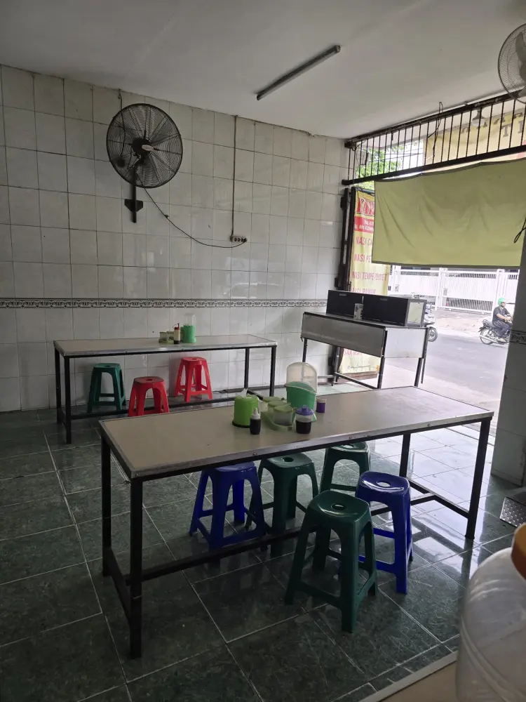 AYAM BEBEK GORENG SAMBEL PENCIT KARUNIA DARMO INDAH 1