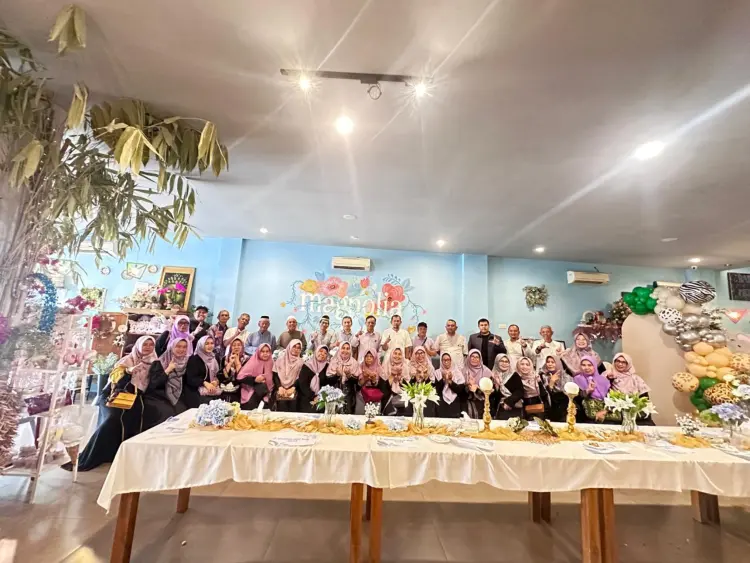 The Magnolia Floral Cafe 4