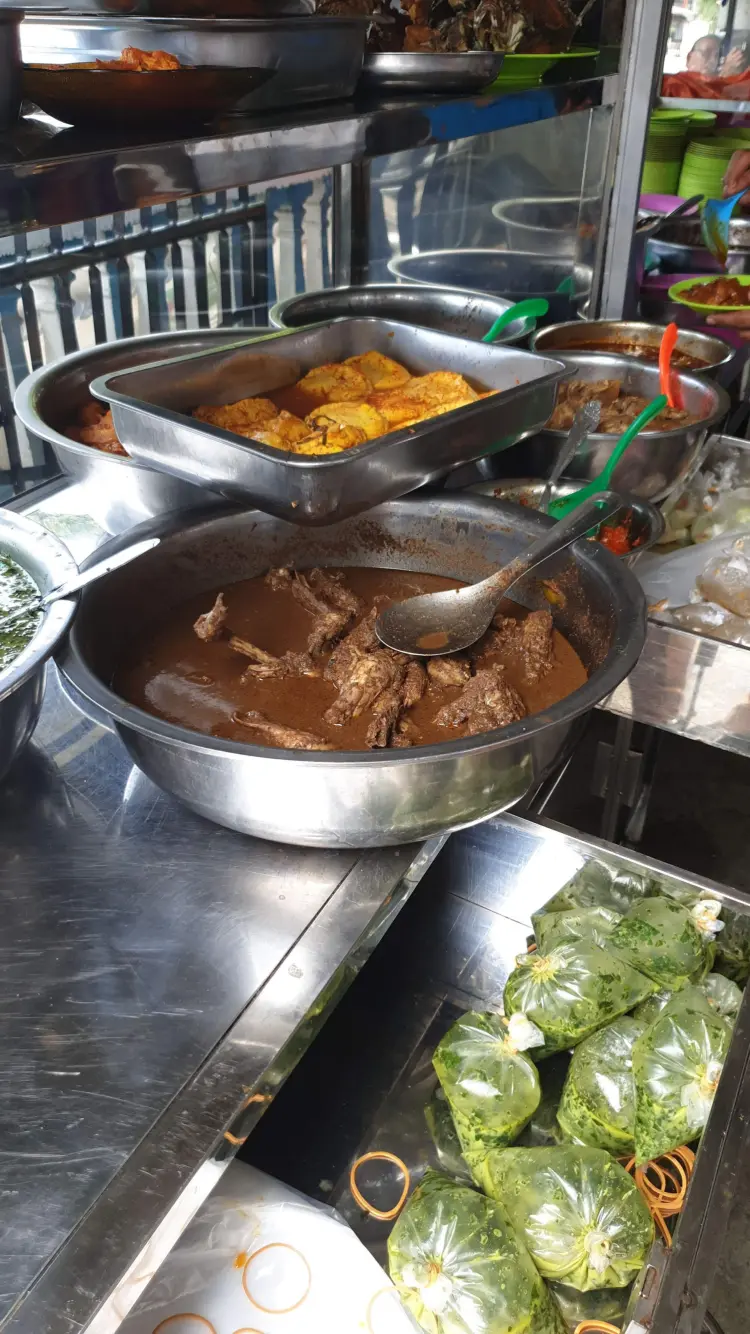 Hotdaina Restaurant 4