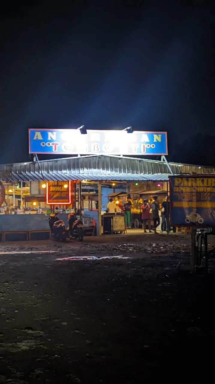 Angkringan Tombo Ati 1