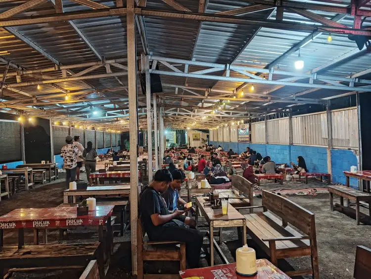 Angkringan Tombo Ati 9