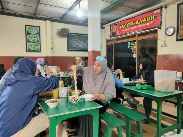 Mie Ayam & Bakso Hadi Putra 6