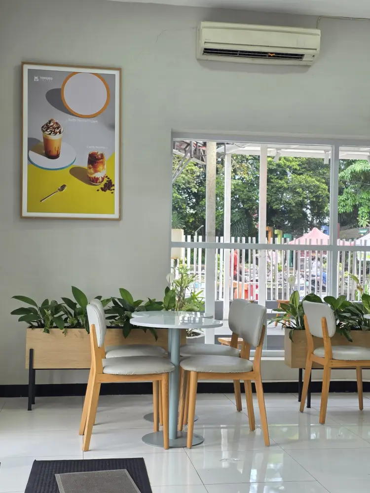 Tomoro Coffee - JL. RE Martadinata Bondowoso 3