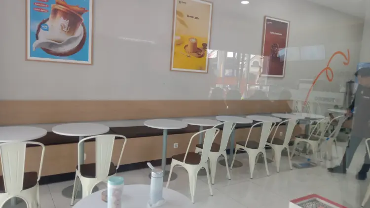 Tomoro Coffee - JL. RE Martadinata Bondowoso 9