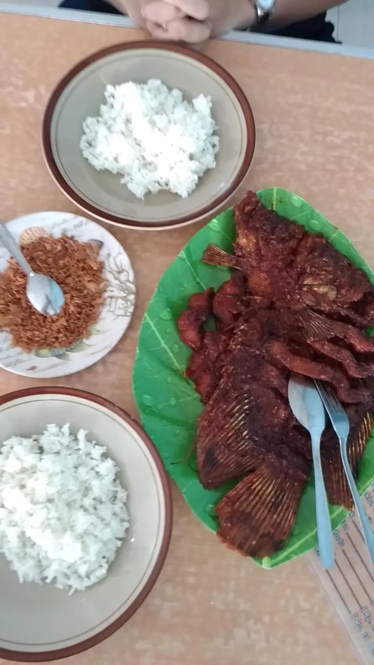 Resto Gunung Sari 10