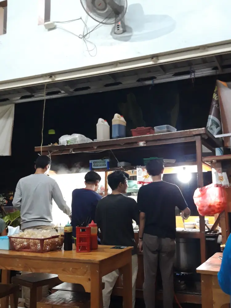 Mie Bang Mamat, Rawalumbu 2