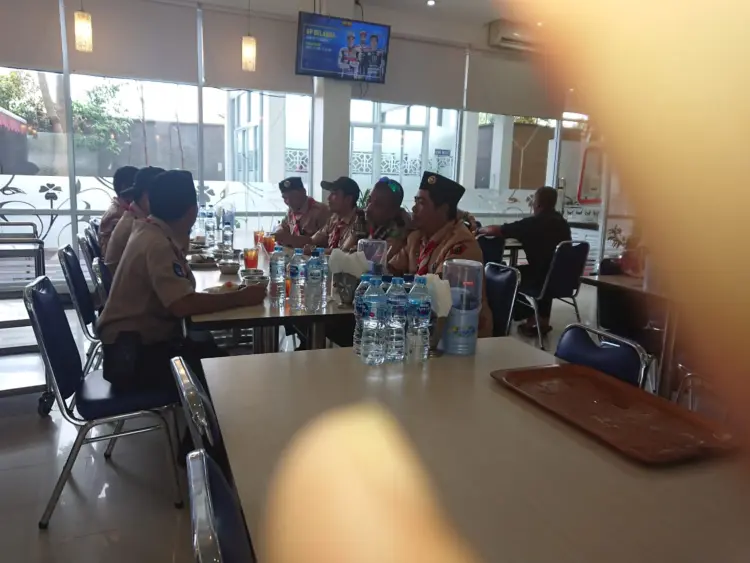 Restoran SEDERHANA Masakan Padang 9