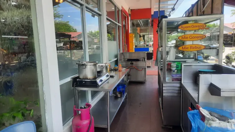 Restoran SEDERHANA Masakan Padang 4