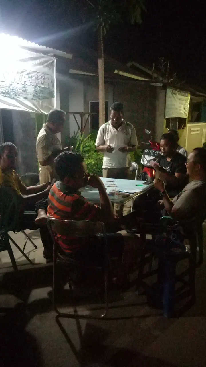 Sea Food & Bakso Trisno 7