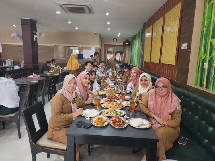 我宣布，巨港最好吃的炒粿条，居然藏在一家点心店里