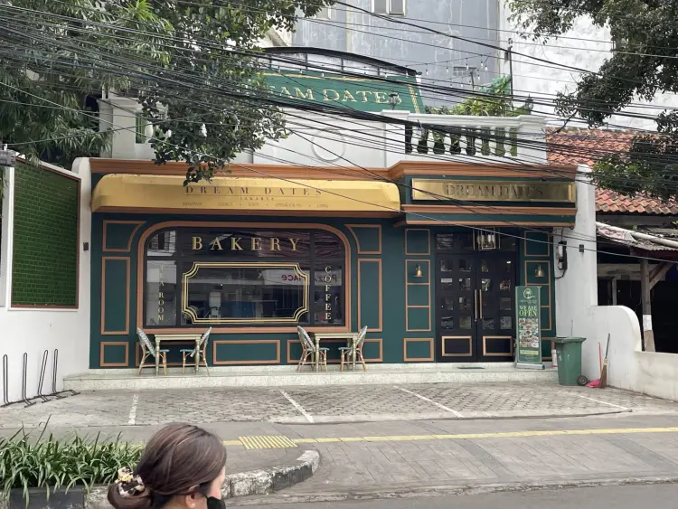 Dream Dates Artisan Bakery & Restaurant Menteng 1