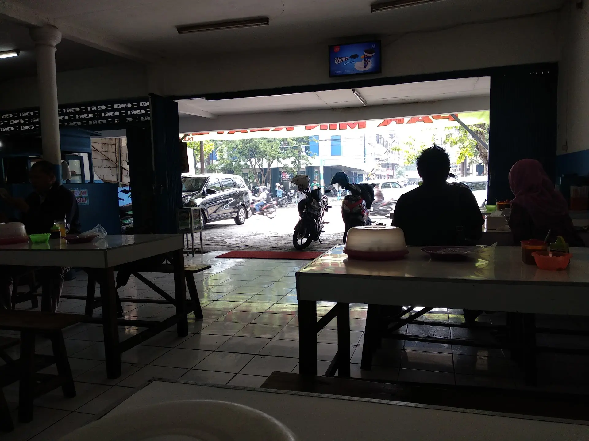 Nemuin sup ayam 8k di jalanan Surabaya, langsung terobati! 5