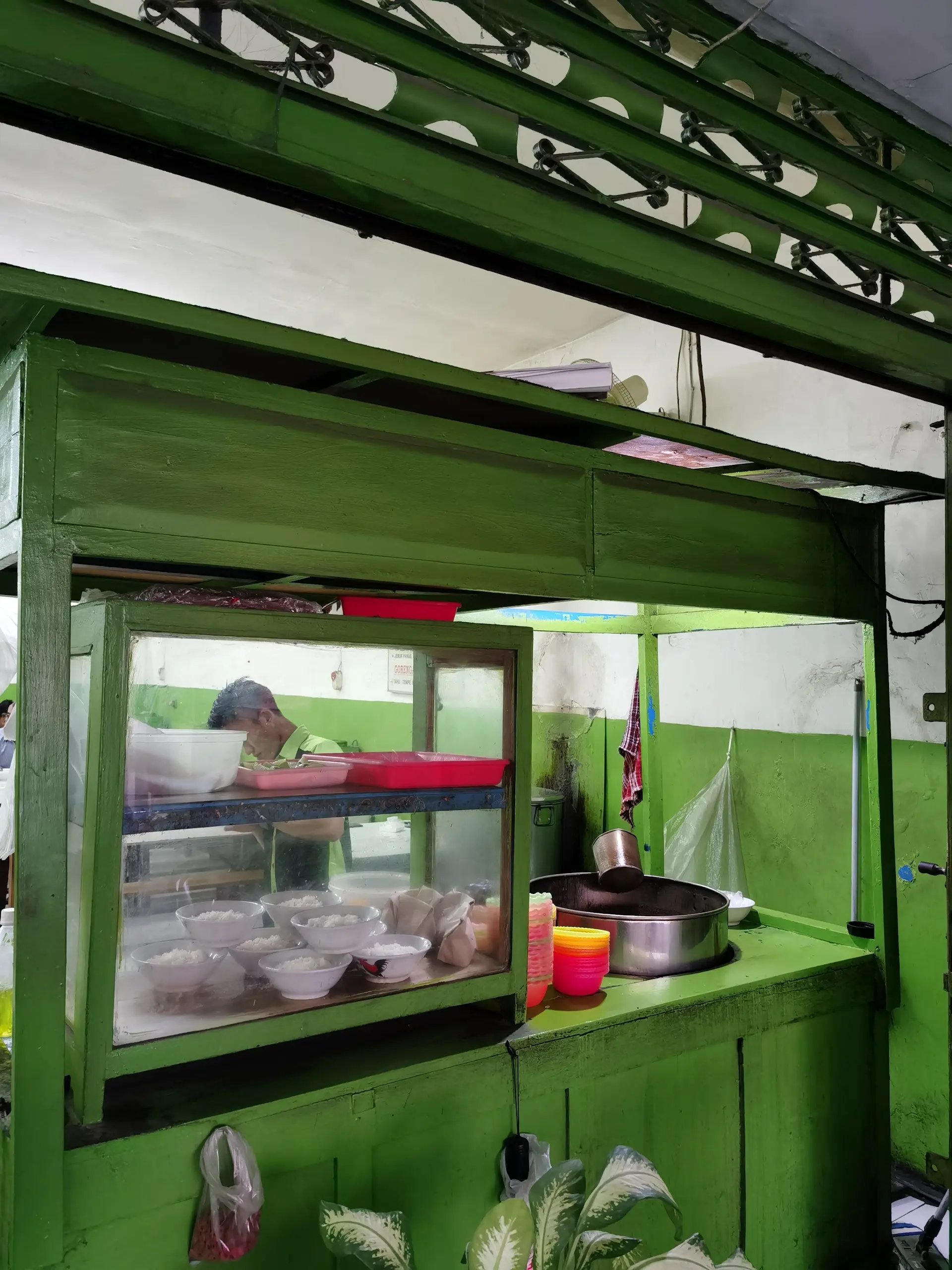 Nemuin sup ayam 8k di jalanan Surabaya, langsung terobati! 6