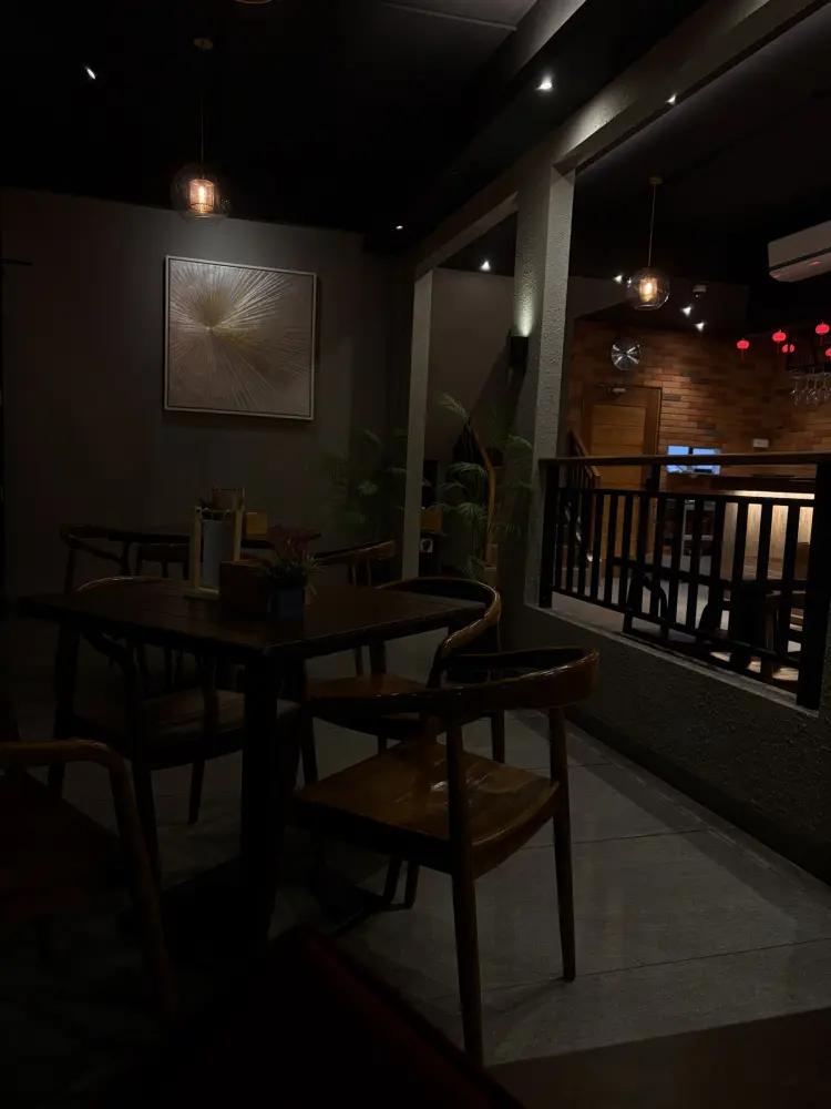 Fuse Cafe and Grill 4