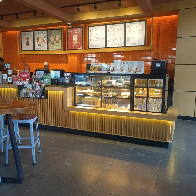 Starbucks Jatinangor 6