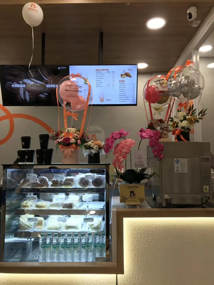 TOMORO COFFEE - Klampis Jaya 3