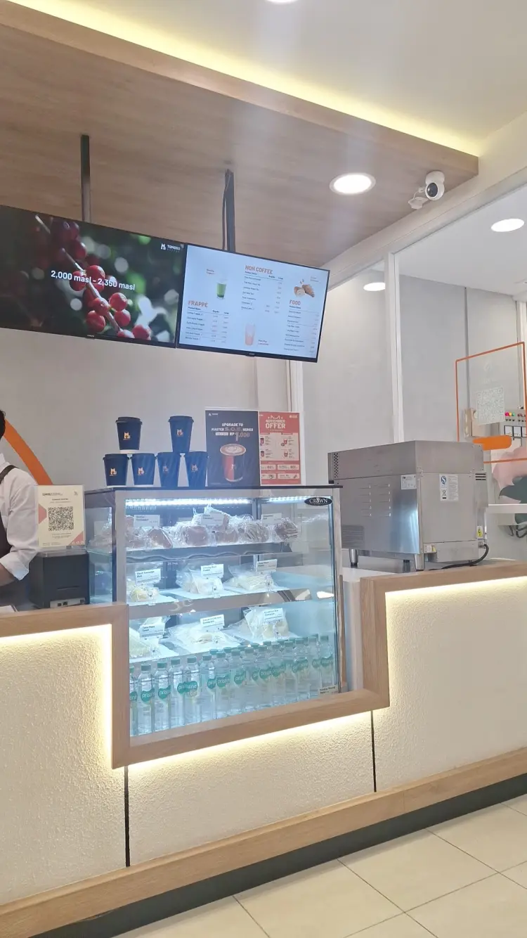 TOMORO COFFEE - Klampis Jaya 2