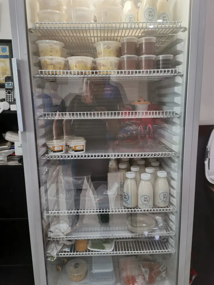 Ujung Pandang Restaurant - Seafood & Grilled Chicken 6