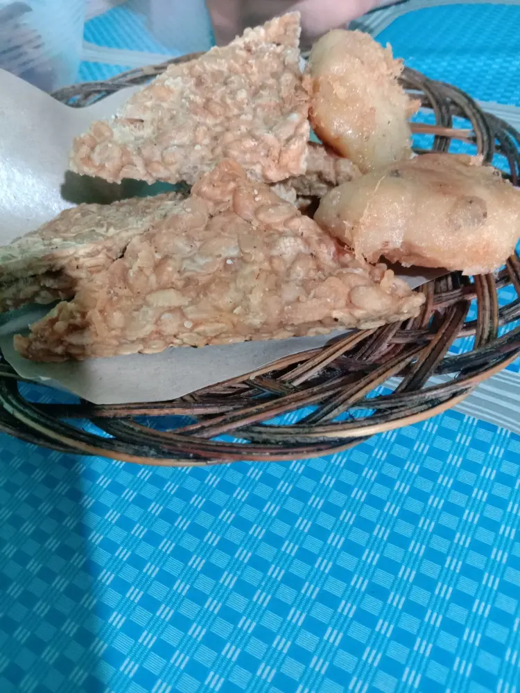 Soto Ayam Bu Cipto Tambangan 10